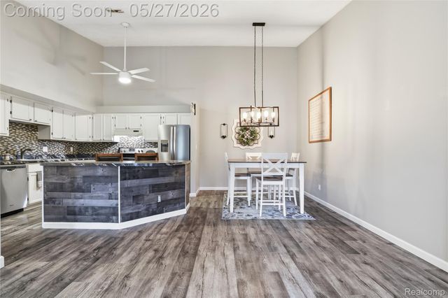 61212 Greenwood Drive, South Lyon, MI 48178