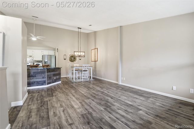 61212 Greenwood Drive, South Lyon, MI 48178