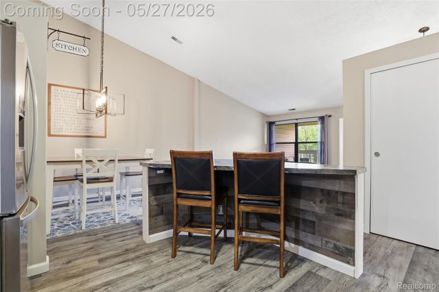 61212 Greenwood Drive, South Lyon, MI 48178