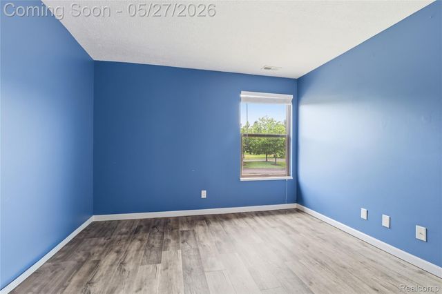 61212 Greenwood Drive, South Lyon, MI 48178