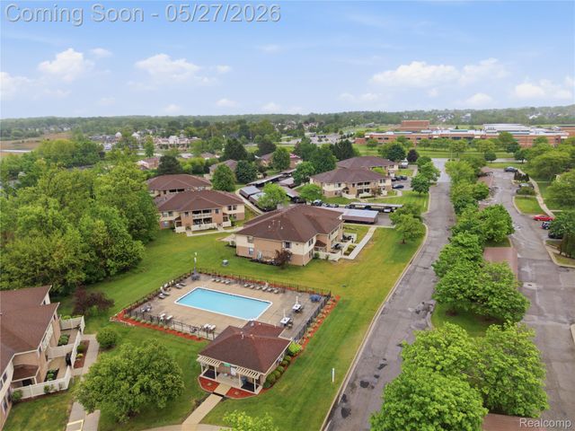 61212 Greenwood Drive, South Lyon, MI 48178