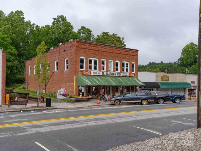 00 Mountain Page Road 17,18,19, Saluda, NC 28773