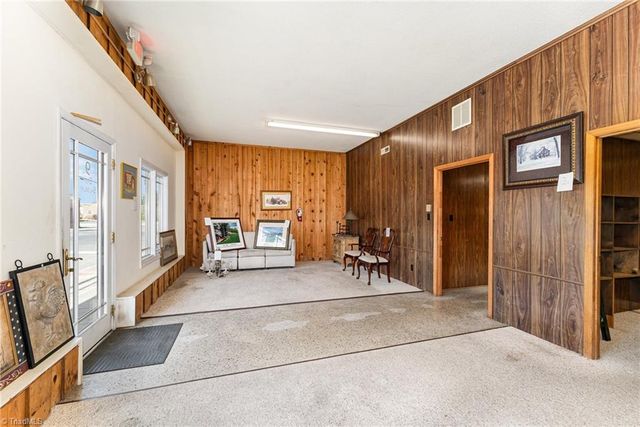 9 E Salisbury Street, Denton, NC 27239