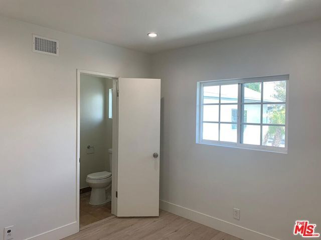 6029 Wilkinson Avenue, North Hollywood (los Angeles), CA 91606