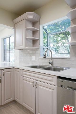 6029 Wilkinson Avenue, North Hollywood (los Angeles), CA 91606