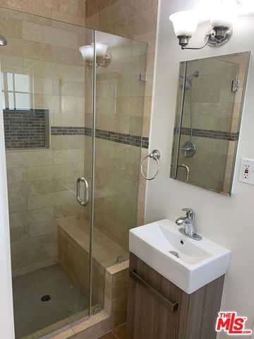 6029 Wilkinson Avenue, North Hollywood (los Angeles), CA 91606