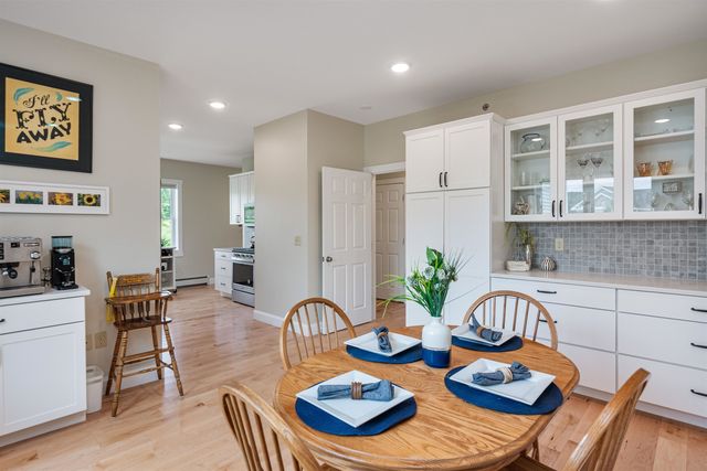 13 Clover Lane, Hinesburg, VT 05461