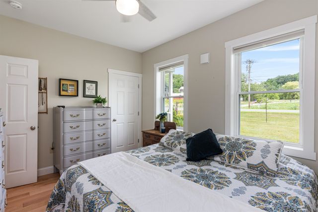 13 Clover Lane, Hinesburg, VT 05461