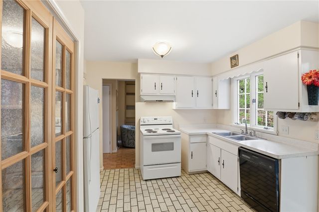 257 East Street, Pittsford, NY 14534