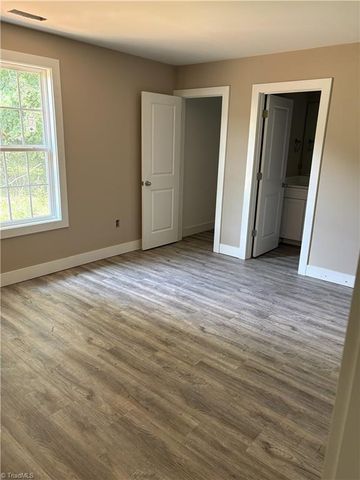 506 Moore Drive, Lexington, NC 27292