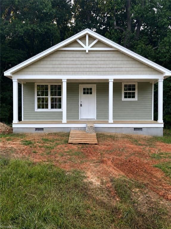 506 Moore Drive, Lexington, NC 27292