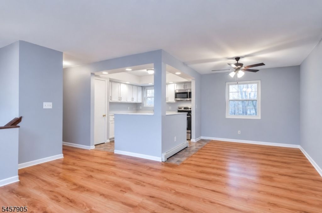 88 Wawayanda Rd, Vernon Twp., NJ 07422 — photo 3