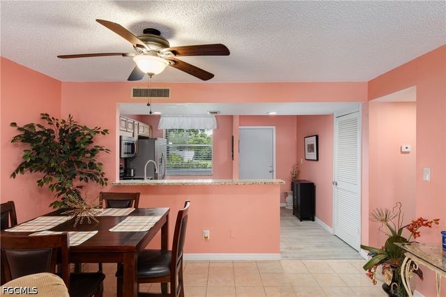 5959 Winkler RD 103, Fort Myers, FL 33919