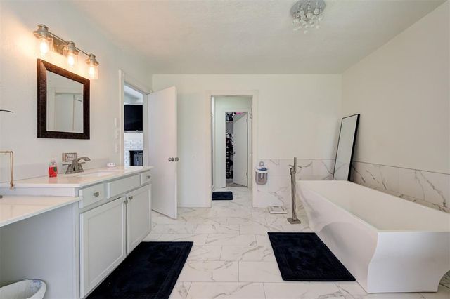 14108 Osage Drive, Edmond, OK 73013