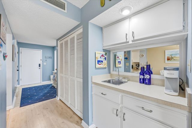 501 Maison Dr Apt E17, Myrtle Beach, SC 29572