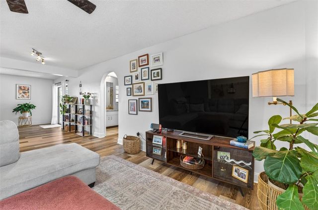 1129 FORBES TRACE, Tarpon Springs, FL 34689