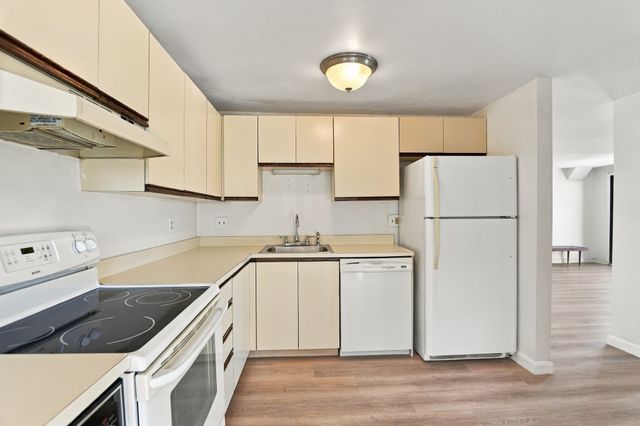 8 Ninth Street 516, Medford, MA 02155