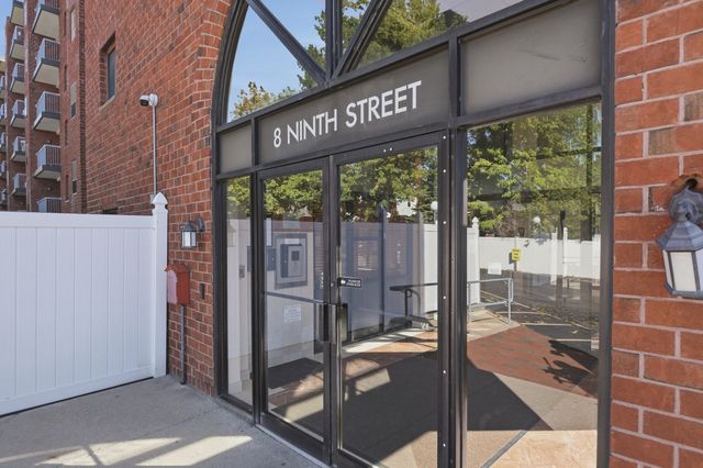 8 Ninth Street 516, Medford, MA 02155