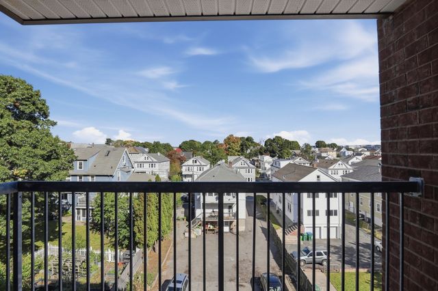 8 Ninth Street 516, Medford, MA 02155