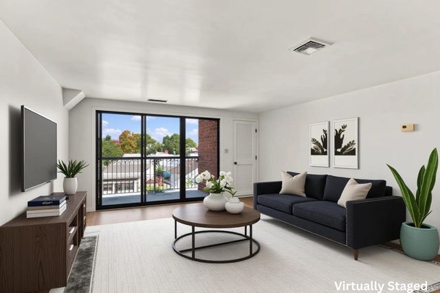 8 Ninth Street 516, Medford, MA 02155