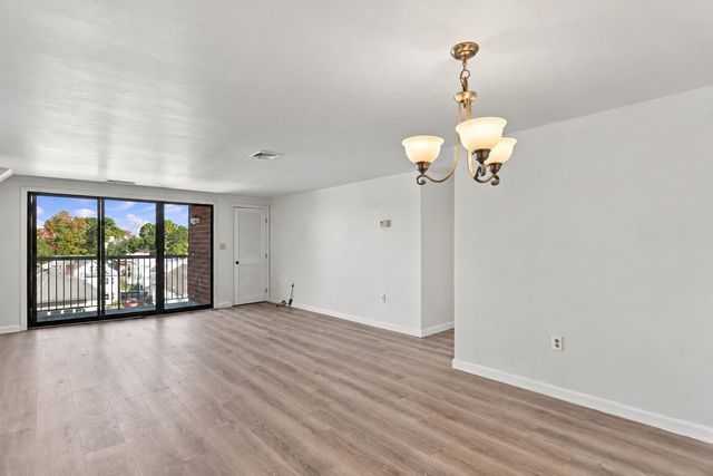 8 Ninth Street 516, Medford, MA 02155