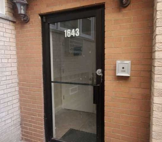1643 W Sherwin Avenue 2C, Chicago, IL 60626