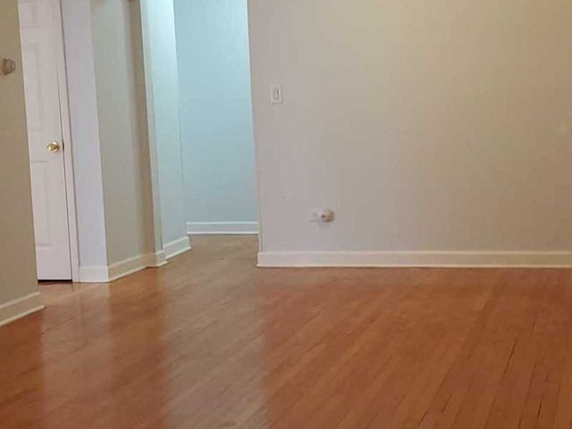 1643 W Sherwin Avenue 2C, Chicago, IL 60626