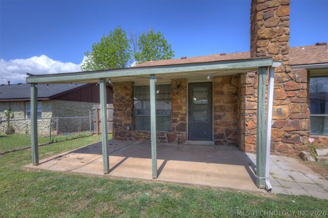 506 W Trinidad Drive, Sand Springs, OK 74063
