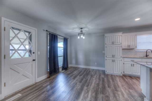 506 W Trinidad Drive, Sand Springs, OK 74063