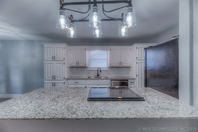 506 W Trinidad Drive, Sand Springs, OK 74063