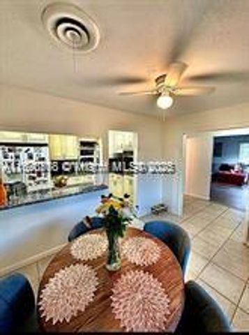 4109 Hayes St, Hollywood, FL 33021