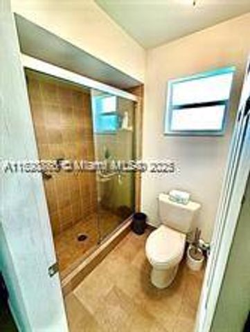 4109 Hayes St, Hollywood, FL 33021