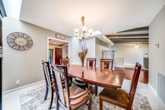 574 Juniper Place, Wellington, FL 33414