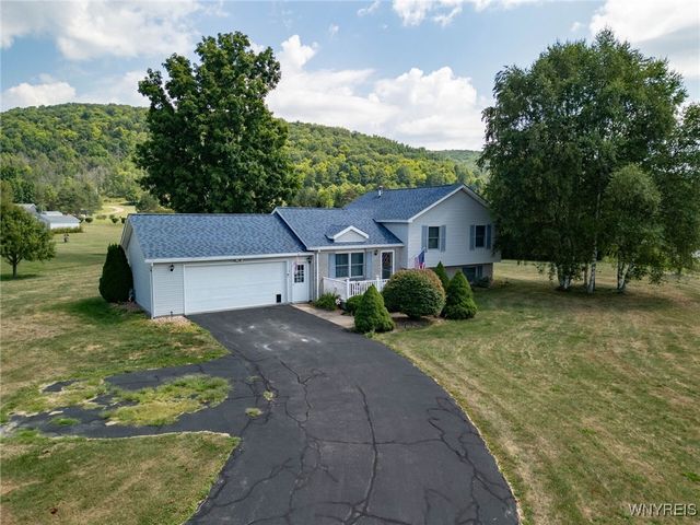 10 Sunburst Lane, Allegany, NY 14706