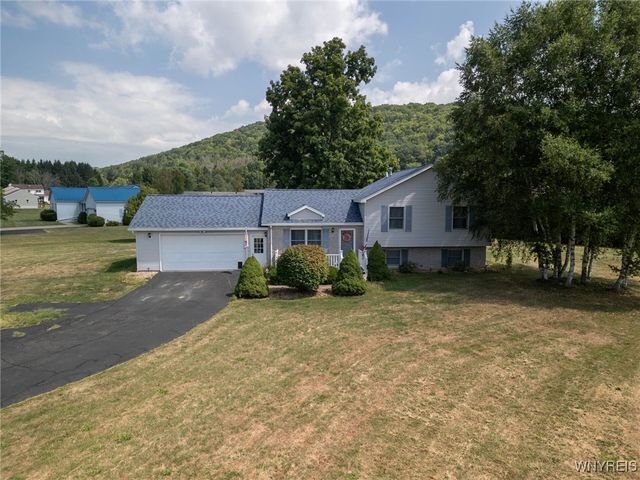 10 Sunburst Lane, Allegany, NY 14706