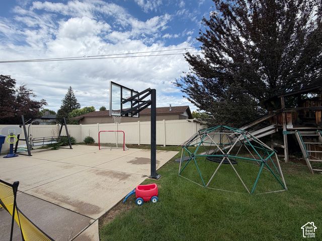 3775 S GREENBRIAR WAY, Millcreek, UT 84109