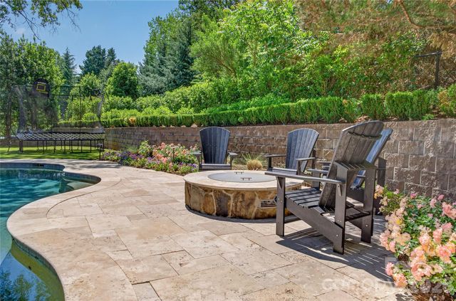 408 Montrose Drive, Waxhaw, NC 28173
