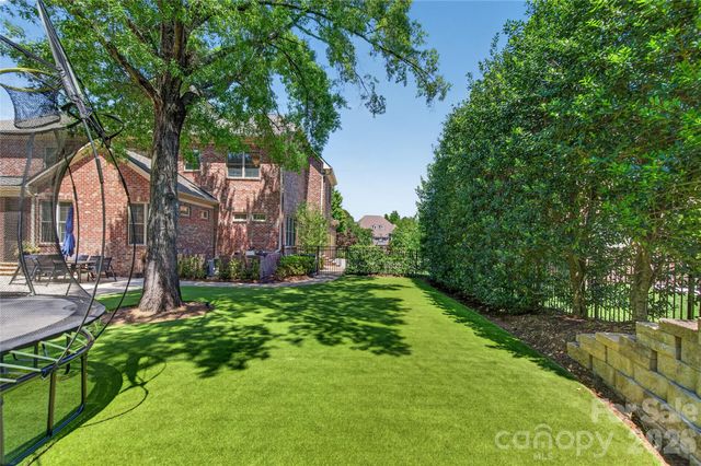 408 Montrose Drive, Waxhaw, NC 28173
