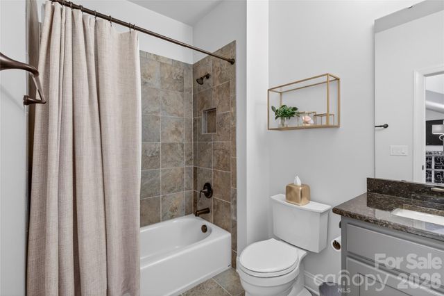 408 Montrose Drive, Waxhaw, NC 28173