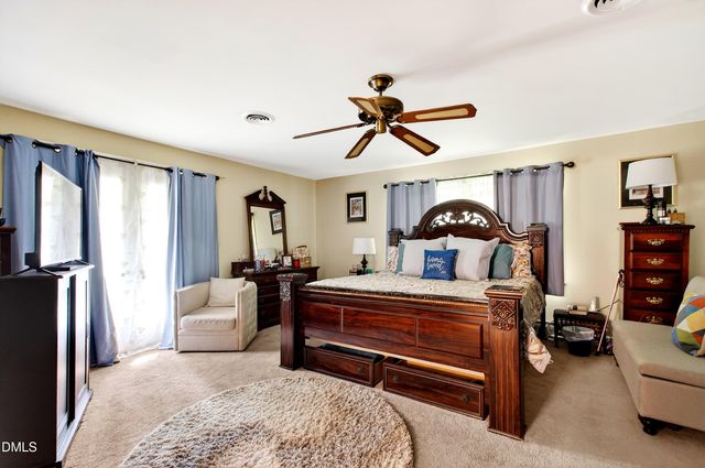 1609 E Davie Street, Raleigh, NC 27610