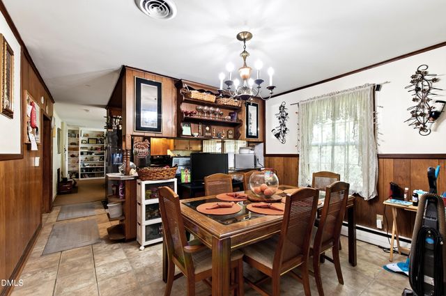 1609 E Davie Street, Raleigh, NC 27610