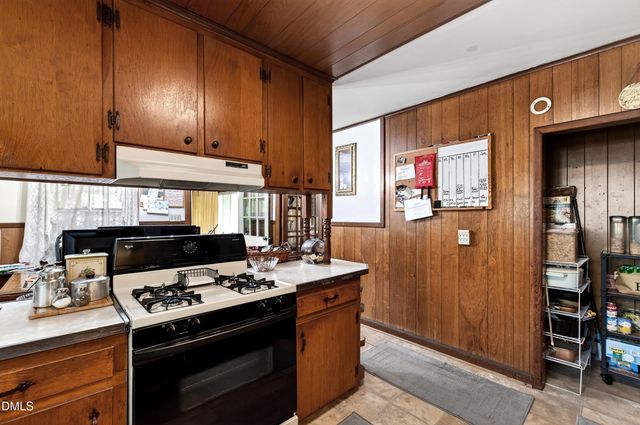 1609 E Davie Street, Raleigh, NC 27610