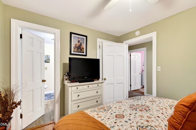 1609 E Davie Street, Raleigh, NC 27610