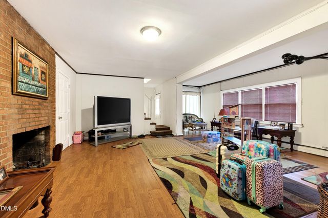 1609 E Davie Street, Raleigh, NC 27610