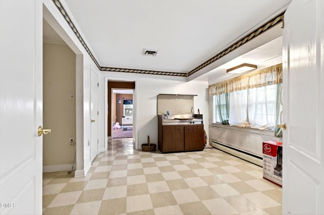 1609 E Davie Street, Raleigh, NC 27610