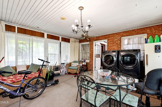 1609 E Davie Street, Raleigh, NC 27610
