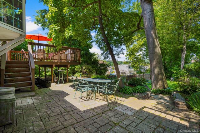 9 Pembrook Drive, Yonkers, NY 10710