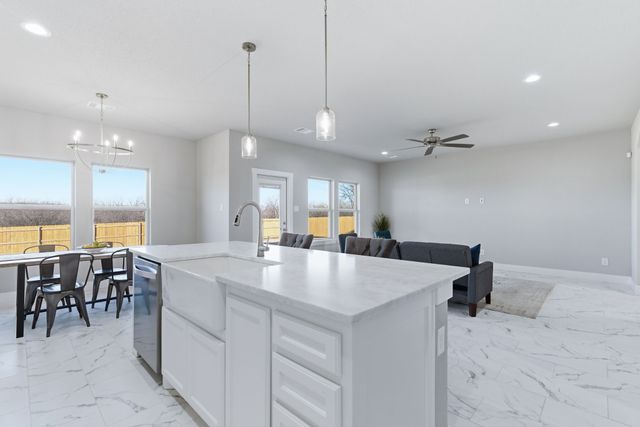 498 Cumberland Trail, Bridgeport, TX 76458