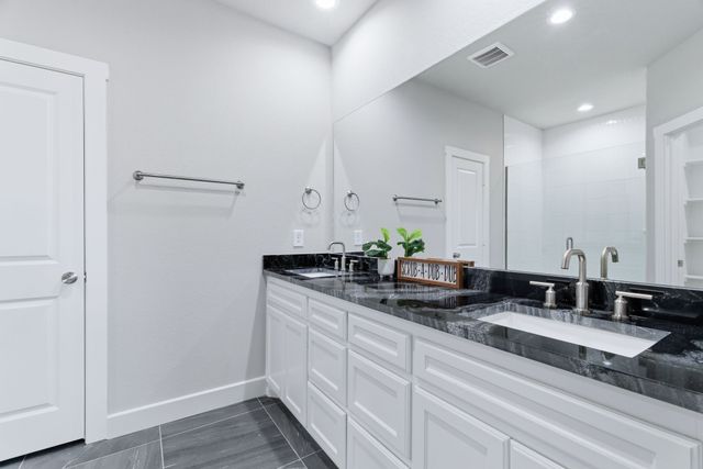 498 Cumberland Trail, Bridgeport, TX 76458