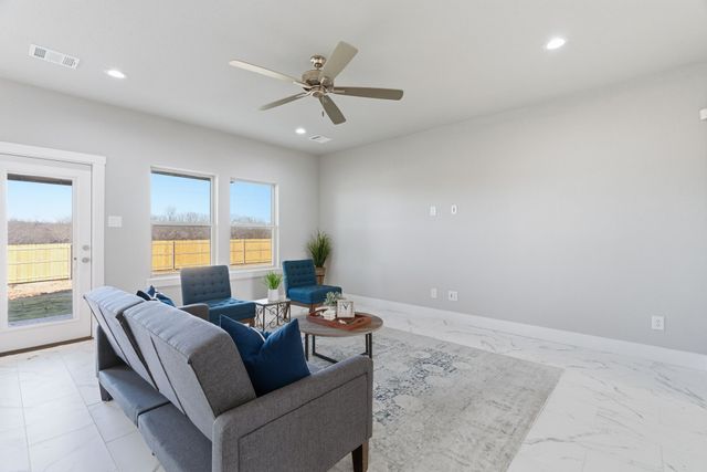 498 Cumberland Trail, Bridgeport, TX 76458